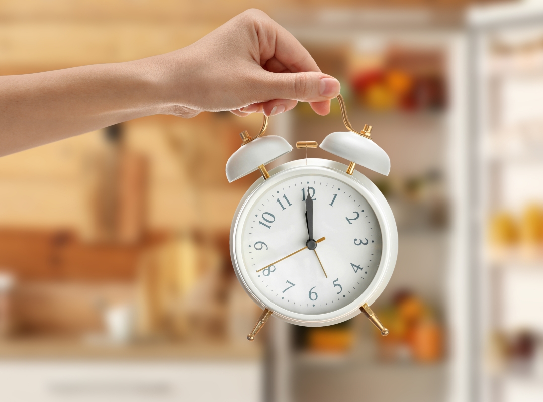 Jejum Intermitente Funciona ou Só Atrapalha o Seu Metabolismo? O Que a Ciência Realmente Diz